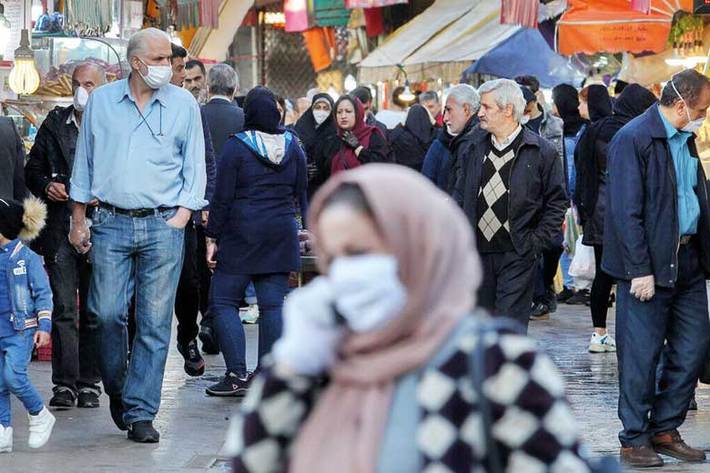 ثبت هفت مرگ کرونایی در روزهای ۱۴ و ۱۵ اردیبهشت و جان باختن ۱۲ بیمار طی روز گذشته در کشور،‌ همچنین شناسایی بیماران جدید در کانال عددهای ریزنقش ۲۰۰ و ۳۰۰ نفر در روزهای اخیر به خیلی‌هایمان پیغام پایان همه‌گیری کرونا را می‌دهد.