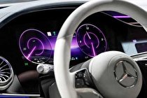 بنز از دومین شاسی بلند برقی رونمایی کرد +عکس