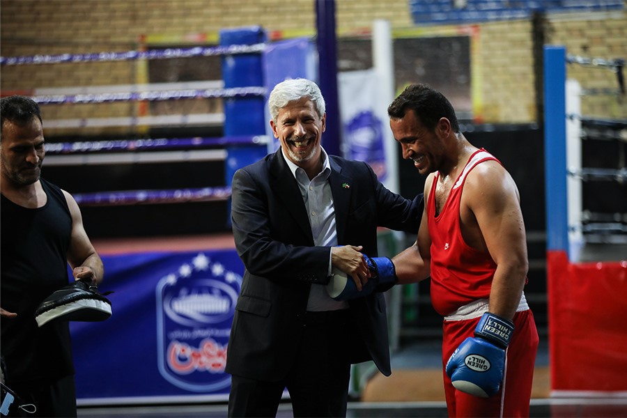 دیدار و نشست ابوالفضل پایداری و سفیر برزیل دیدار و نشست ابوالفضل پایداری و سفیر برزیل