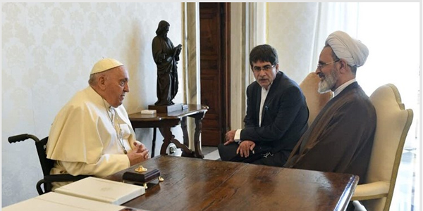 عکس | ابلاغ پیام رهبر معظم انقلاب اسلامی به پاپ فرانسیس