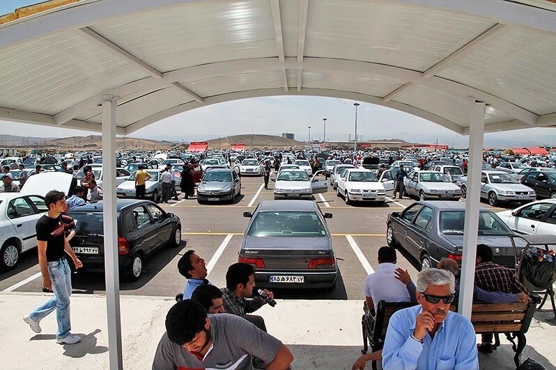 استارت افزایش قیمت خودرو | قیمت خودروی داخلی در شروع هفته چند؟