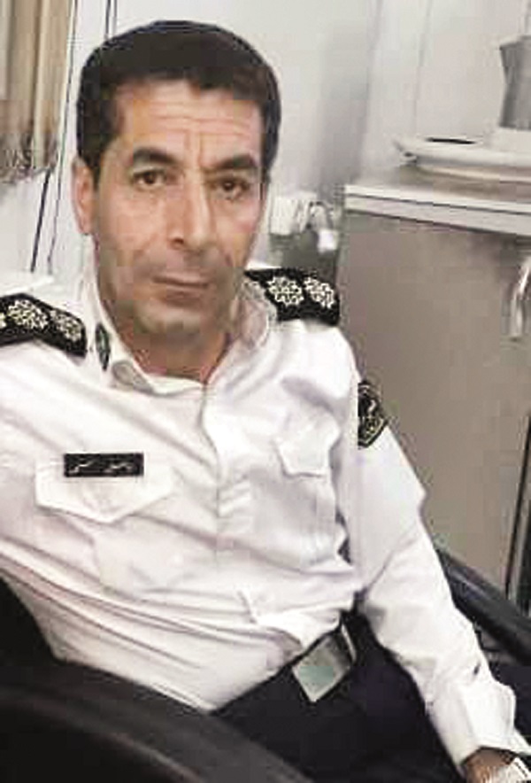 فرمانده، ناجی دختر ۷ساله +عکس فرمانده، ناجی دختر ۷ساله +عکس
