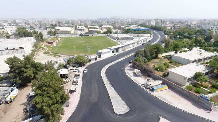 شهردار بندرعباس گفت: بازگشایی خیابان و معابر در راستای تسهیل عبور و مرور شهروندان صورت می گیرد و شهرداری بندرعباس با عزمی جدی در روان سازی ترافیک در شهر تلاش می کند.