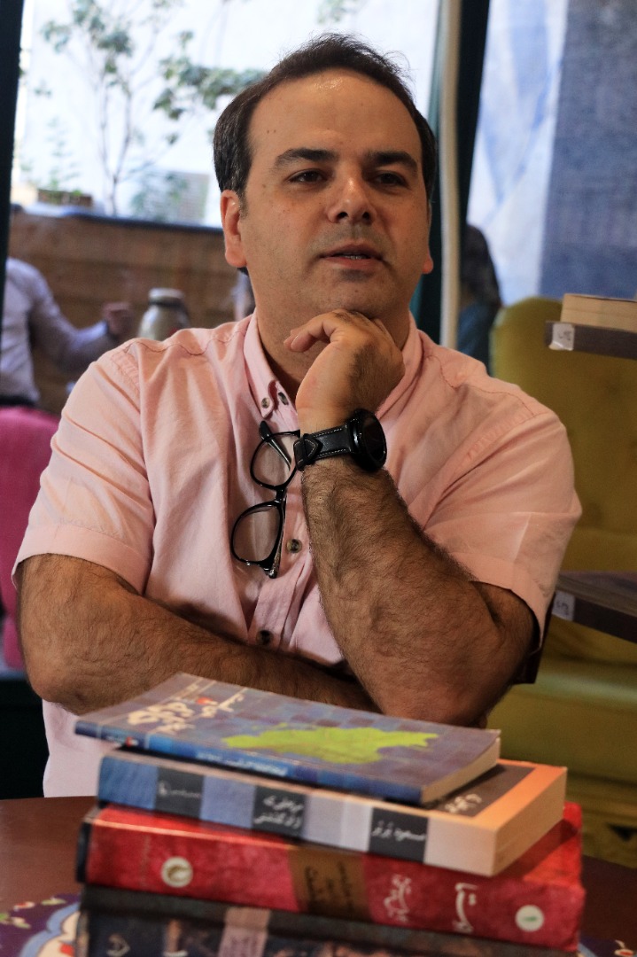 داستان دریچهای به آزادی است داستان دریچهای به آزادی است