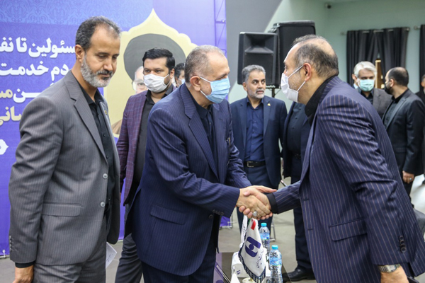 امضای بزرگترین تفاهمنامه ایجاد اشتغال در کشور بین ستاد اجرایی فرمان امام و ۸ بانک | ایجاد ۴۰۰ هزارشغل تا پایان سال