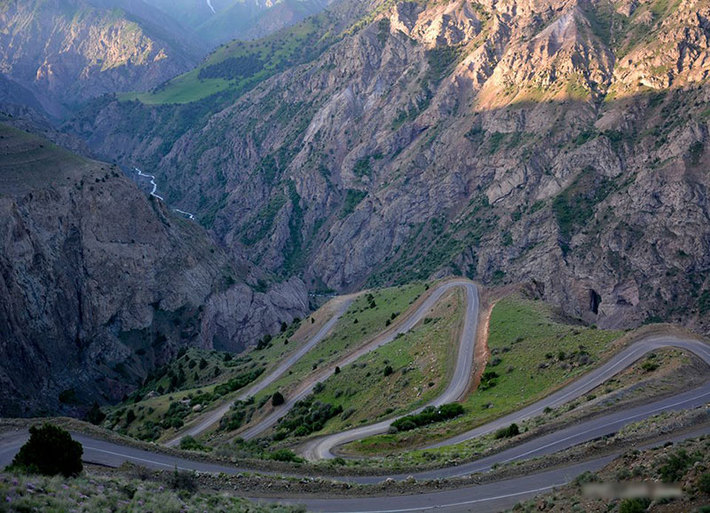 ۶۰ کیلومتر راه روستایی قزوین در یکسال گذشته آسفالت شد