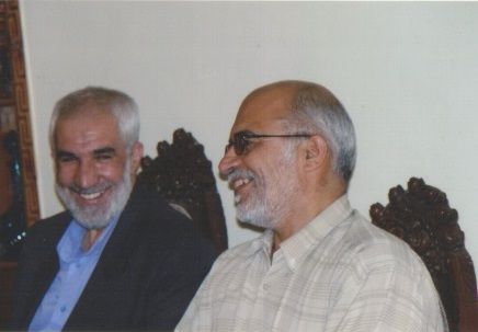 خادم الشهداء و یادگار هشت سال دفاع مقدس حاج مرتضی بیاتی اشکفتکی به یاران شهیدش پیوست خادم الشهداء و یادگار هشت سال دفاع مقدس حاج مرتضی بیاتی اشکفتکی به یاران شهیدش پیوست