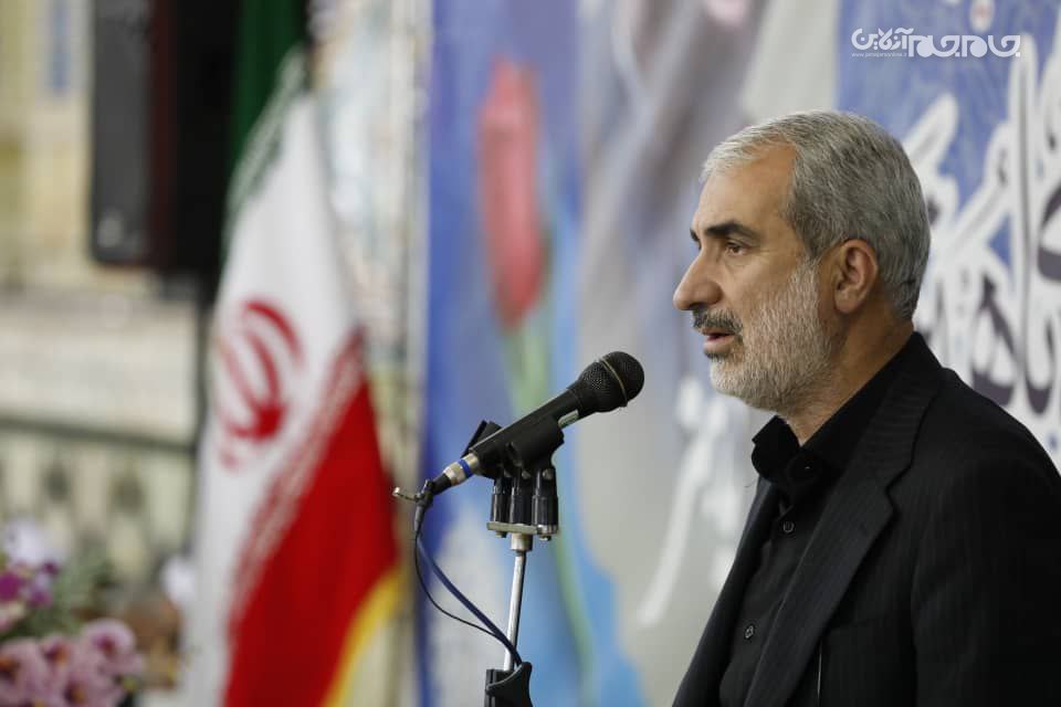 گرامیداشت یاد و خاطره شهیدان رجائی و باهنر با حضور مردم و دولتمردان در مصلی امام خمینی شهرکرد