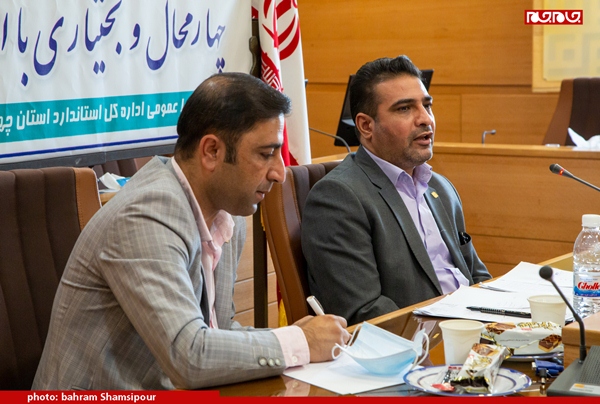 نشست خبری مدیر کل استاندارد چهار محال و بختیاری با اصحاب رسانه و مطبوعات