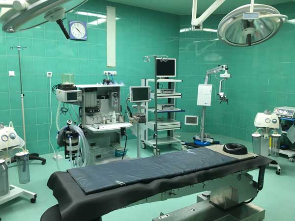 جراحی دوربین از اتاق عمل    