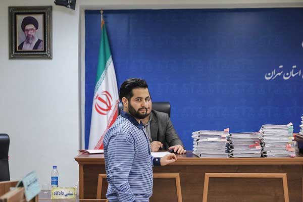 میلاد حاتمی از چالشهایی غیراخلاقی استفاده میکرد میلاد حاتمی از چالشهایی غیراخلاقی استفاده میکرد