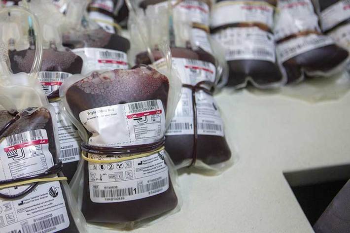 اکنون سطح ذخایر خون در کشور در وضعیت مناسب قرار دارد و هیچ کمبودی در زمینه ذخایر خونی وجود ندارد اما مهم این است که همیشه باید بین میزان خون اهدایی و نگهداشتن ذخایر خون در سطح ایده‌آل و قابل قبول همچنین مصرف روزانه خون و پاسخگویی به‌موقع به نیاز بیمارستان‌ها تعادل برقرار باشد.