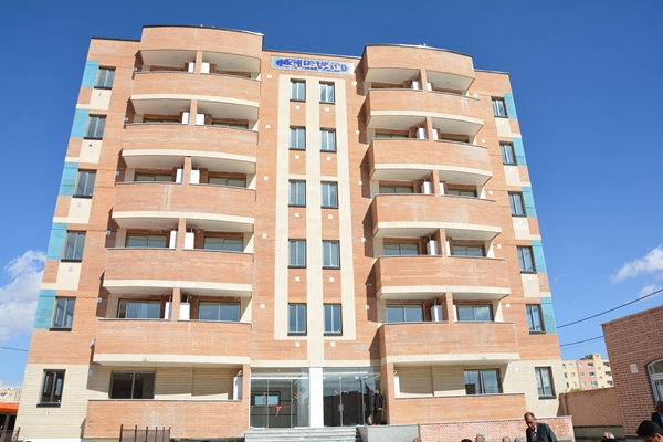 افتتاح و بهره برداری از پروژه 24 واحدی خیرین مسکن ساز شهرستان بروجن با اعتباری بالغ بر 40 میلیارد تومان