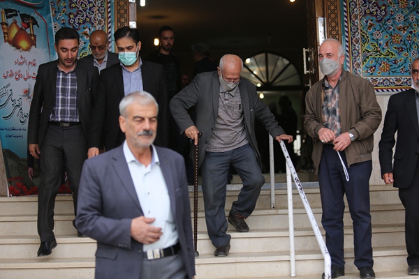 گرامیداشت چهلمین روز عروج خادم الشهداء حاج مرتضی بیاتی اشکفتکی گرامیداشت چهلمین روز عروج خادم الشهداء حاج مرتضی بیاتی اشکفتکی