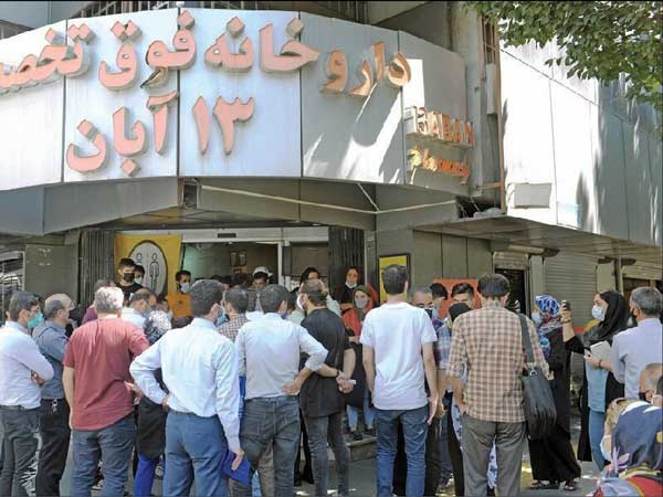 کمبود دارو با وعده درمان نمیشود کمبود دارو با وعده درمان نمیشود