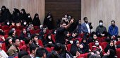 دانشجو نسبت به حوادث جامعه بی‌تفاوت نیست