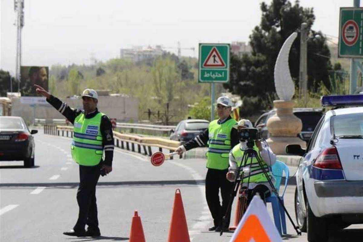 معاون وزیر راه و شهرسازی از ثبت ۴.۷ میلیون تخلف سرعت غیرمجاز در جاده‌های کشور خبر داد و گفت: از این تعداد ۱.۸ میلیون خودرو سرعت متوسط غیرمجاز داشته‌اند.