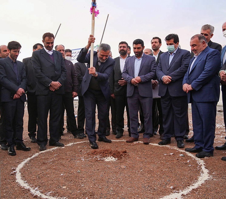 بازدید از طرح ها ، کارخانجات و نوروز گردی به سبک وزیر تعاون،کار و رفاه اجتماعی