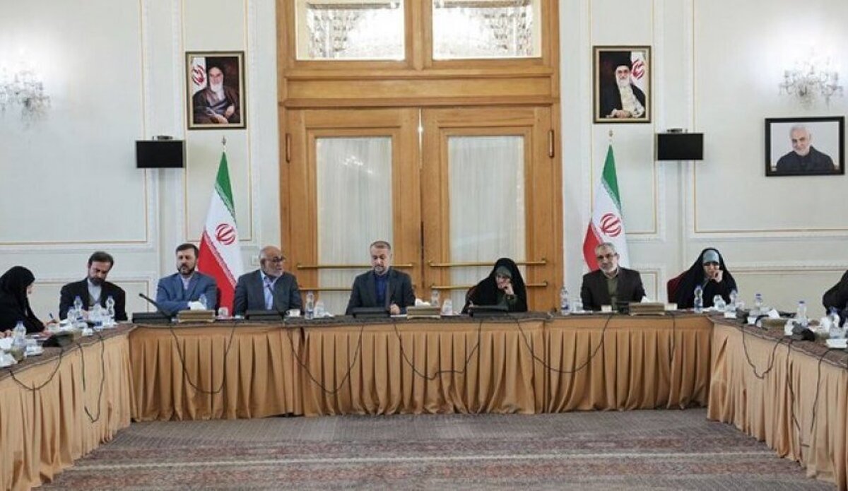 وزیر امور خارجه ادعا‌های حقوق بشری علیه جمهوری اسلامی ایران را فاقد هرگونه اعتبار حقوقی و اخلاقی خواند و خواستار توقف استفاده ابزاری برخی از کشور‌های غربی از شورای حقوق بشر سازمان ملل شد.