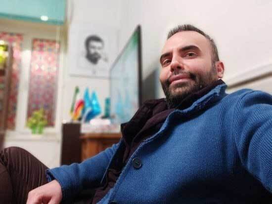 حامد مظفری روزنامه‌نگار، نویسنده و کارشناس و تحلیلگر سینما، منتقد مستقل و استراتژیست رسانه و مدیر تبلیغات