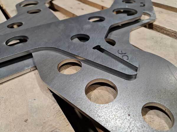 انقلابی در صنعت ورقکاری: برش لیزر فلزات تحولی در صنعت تولید