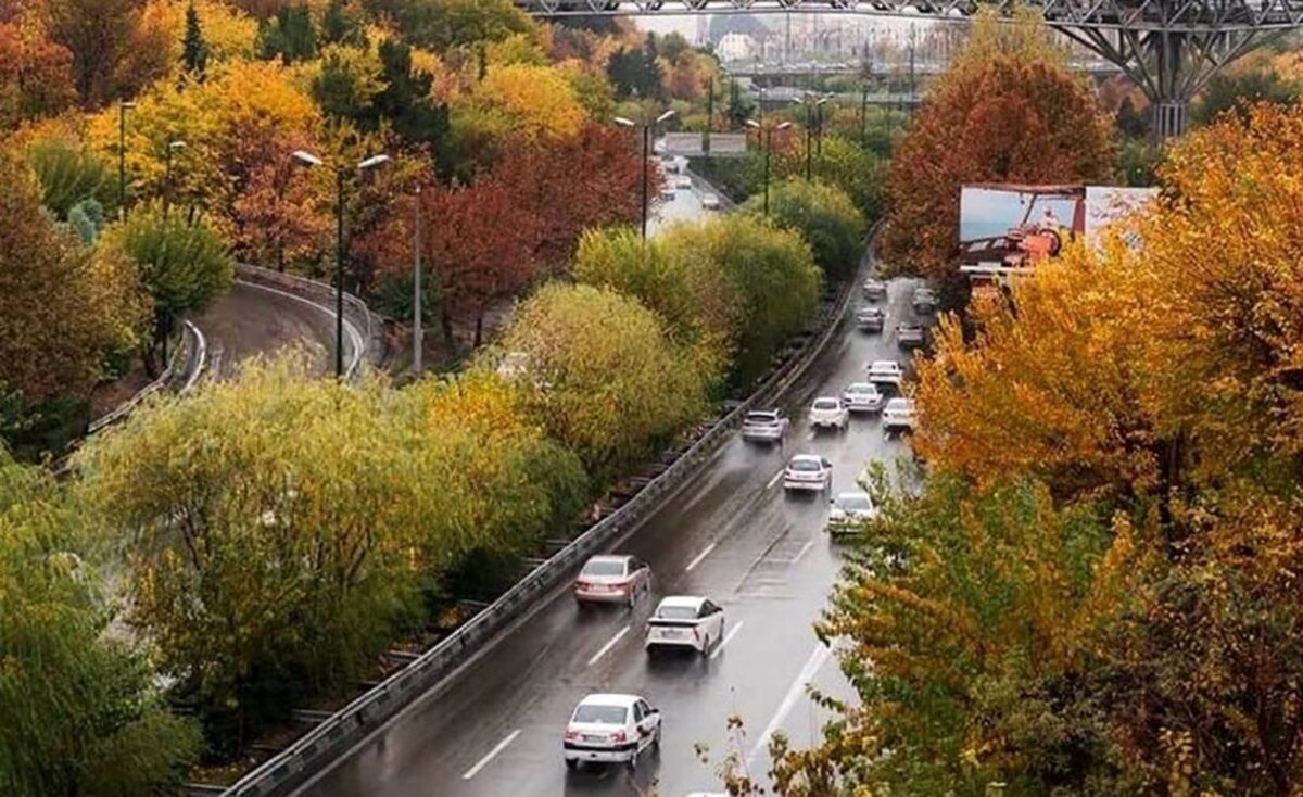 رییس مرکز ملی خشکسالی و مدیریت بحران سازمان هواشناسی با اشاره به اینکه چهارمین پاییز خشک و متوالی را تجربه کرده‌ایم، گفت: بررسی‌ها نشان می‌دهد که بارش‌های پاییزی امسال حدود ۴۳ درصد کمتر از شرایط نرمال بوده است.