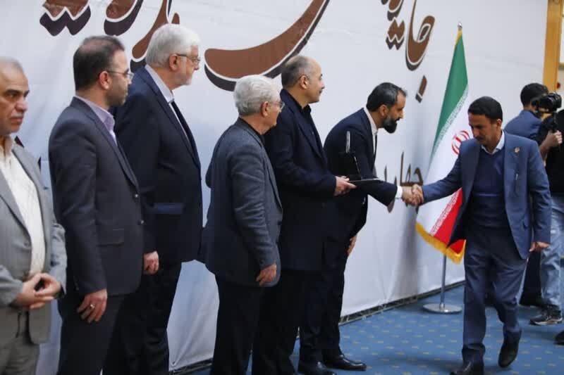 شرکت پتروشیمی بوعلی سینا موفق به دریافت تندیس بلورین چهاردهمین دوره جایزه ملی مدیریت مالی ایران شد.