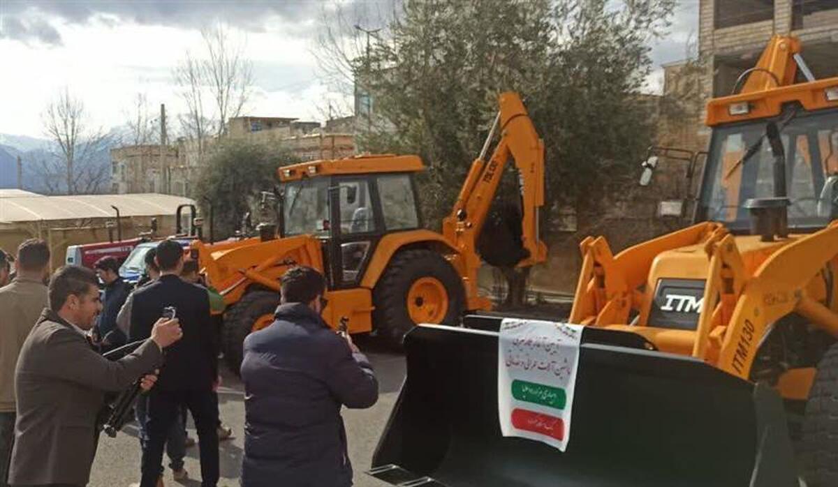 همزمان با دهه فجر با حضور استاندار زنجان ۶ دستگاه ماشین آلات سنگین و نیمه سنگین به ارزش ۱۵۰ میلیارد ریال تحویل ۶ دهیاری در شهرستان طارم شد.