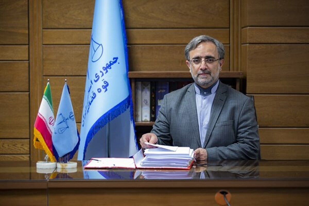 دادستان عمومی و انقلاب مرکز استان البرز گفت که در منطقه ۲ کرج از تغییر کاربری در اراضی زراعی به وسعت ۱۷۰ هکتار و به ارزش ۱۳۶۰ میلیارد تومان پیشگیری شده است.