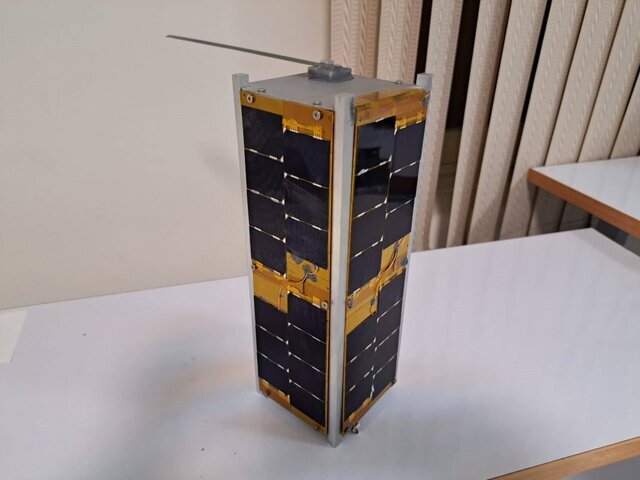 پرتاب سه ماهواره‌ ایرانی با ماهواره‌بر سیمرغ به فضا