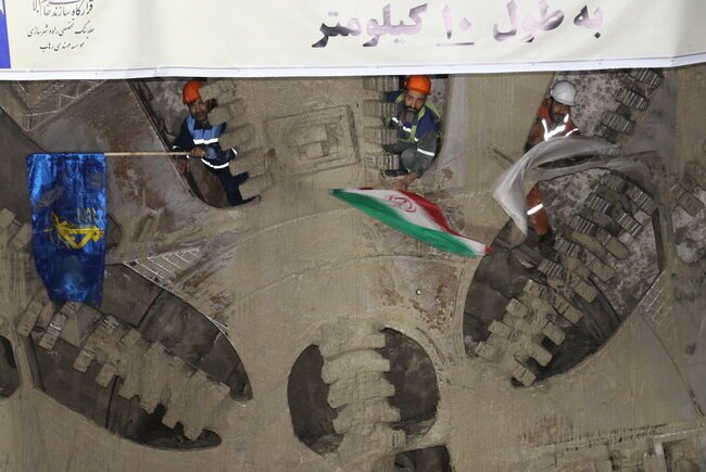 حمایت دولت از اجرای پروژه قطار شهری تبریز حمایت دولت از اجرای پروژه قطار شهری تبریز