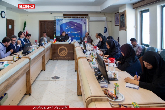 در حال حاضر ۱۰۰ درصد جمعيت شهري استان و ۴۳ روستا از آب لوله‌کشي سالم و بهداشتي بهره مند هستند