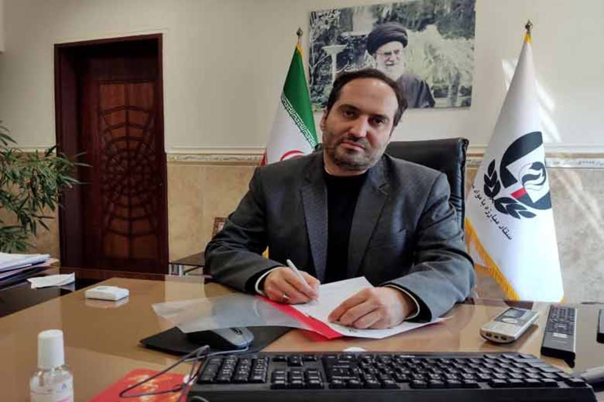 اعتیاد در بین نوجوانان افزایش یافته است و بسیاری از خانواده‌ها نگران مصرف موادی مانند گل از سوی نوجوانان هستند. در این بین محمد جمال‌لو، معاون کاهش تقاضا و توسعه مشارکت های مردمی ستاد مبارزه با مواد مخدر تاکید می‌کند که خانواده‌ها برای پیشگیری از اعتیاد بهتر است، سبک‌ مناسبی از فرزندپروری را در دستور کار خود قرار دهند، زیرا بررسی‌ها نشان می‌دهد که نیمی از معتادان مصرف مواد مخدر را با پیشنهاد دوستان خود‌ شروع کرده‌اند.  