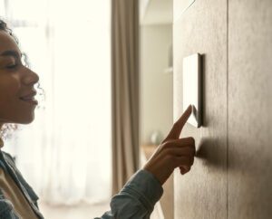 تجهیزات خانه هوشمند شامل چه مواردی است؟