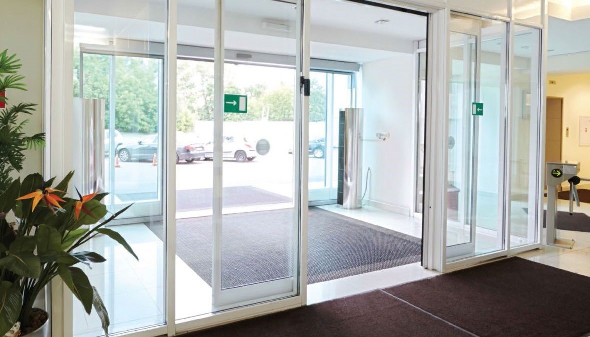 برای بیمارستانها کدام مدل از انواع درب اتوماتیک توصیه میشود؟ برای بیمارستانها کدام مدل از انواع درب اتوماتیک توصیه میشود؟