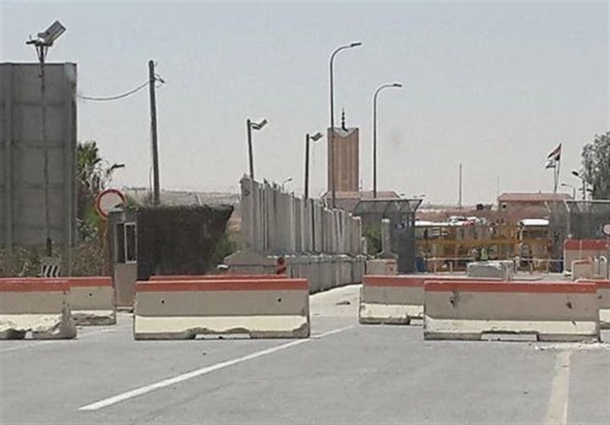 بر اساس گزارش‌های رسیده چهار نظامی صهیونیست در یک حادثه امنیتی در مرز مصر با سرزمین‌های اشغالی مجروح شدند.