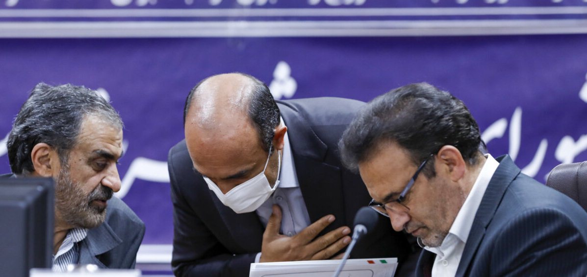 باید به جای رئیس بیمارستان بروجن، رئیس دانشگاه علوم پزشکی شهرکرد یا معاونت توسعه این دانشگاه برکنار می شد. باید به جای رئیس بیمارستان بروجن، رئیس دانشگاه علوم پزشکی شهرکرد یا معاونت توسعه این دانشگاه برکنار می شد.