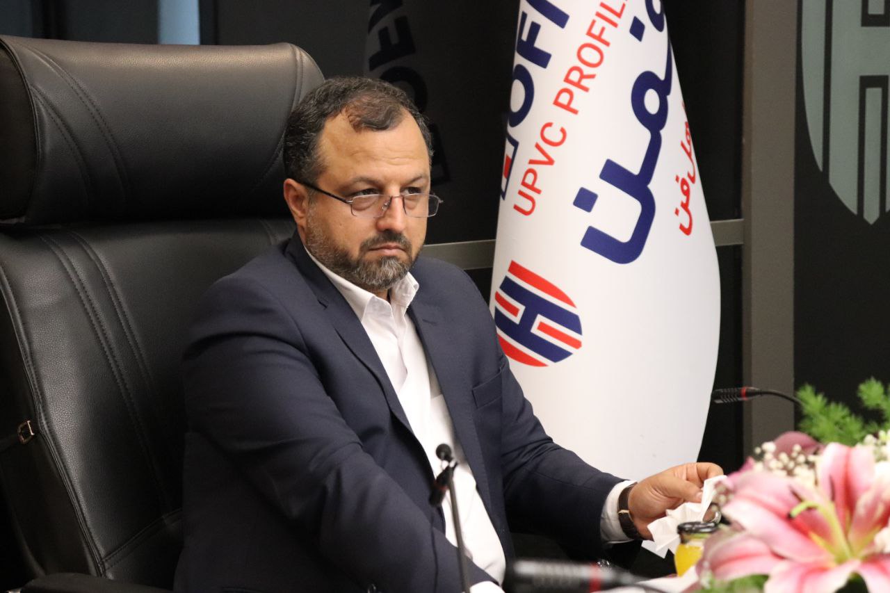 پیگیری طرح های توسعه هافمن در دیدار با وزیر امور اقتصادی و دارایی پیگیری طرح های توسعه هافمن در دیدار با وزیر امور اقتصادی و دارایی