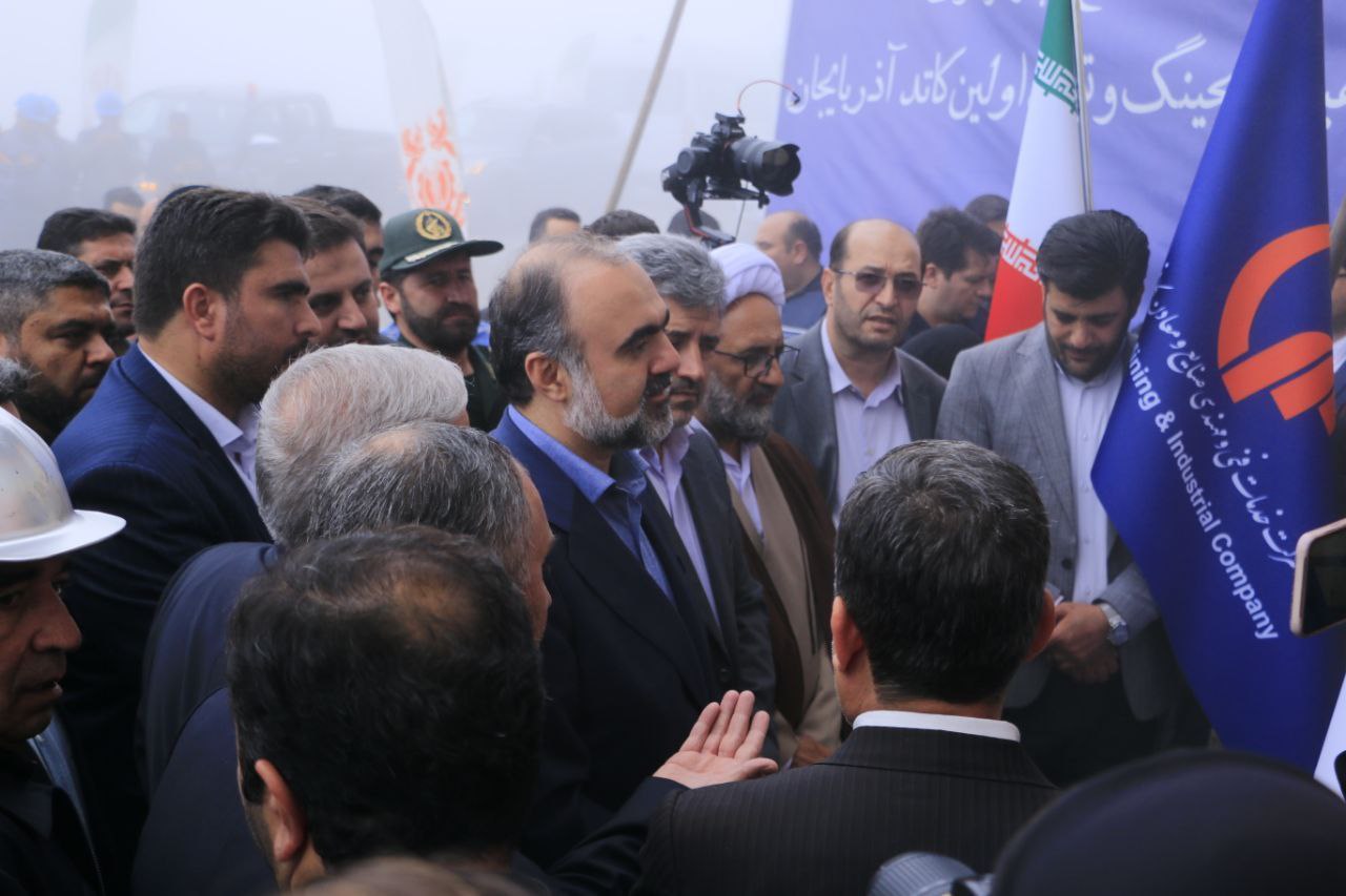 تحقق طرح تولید کاتد مس در سفر ریاست جمهوری به تبریز تحقق طرح تولید کاتد مس در سفر ریاست جمهوری به تبریز