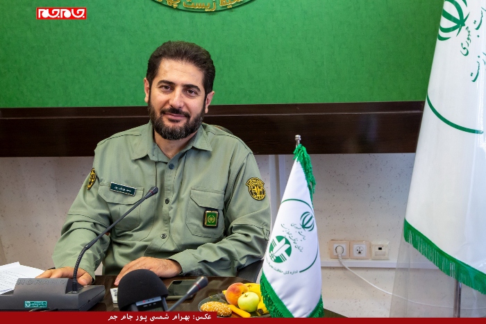 نشست خبری اصحاب قلم و رسانه با مسئول محیط زیست چهار محال و بختیاری