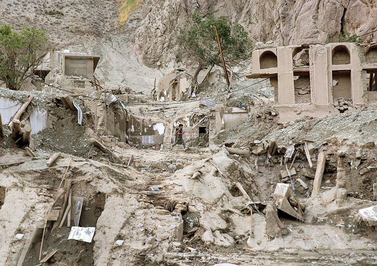 تنها در ۱۰سال گذشته ۱۶۰۰مورد سیل در کشور رخ داده که باعث مرگ صدها نفر از هموطنان و خسارت ۶۴ هزار میلیارد تومانی شده است.