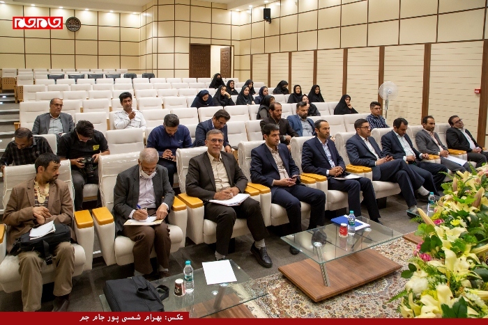 نشست خبری بازرس کل و مدیر کل سازمان بازرسی چهارمحال و بختیاری با اصحاب رسانه و فعالان خبری