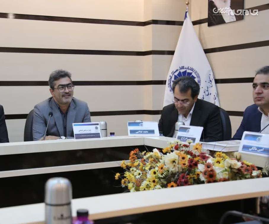 تاجر پروری و تقویت کمیسیون ها ، ویترین اتاق بازرگانی در دوره دهم تاجر پروری و تقویت کمیسیون ها ، ویترین اتاق بازرگانی در دوره دهم