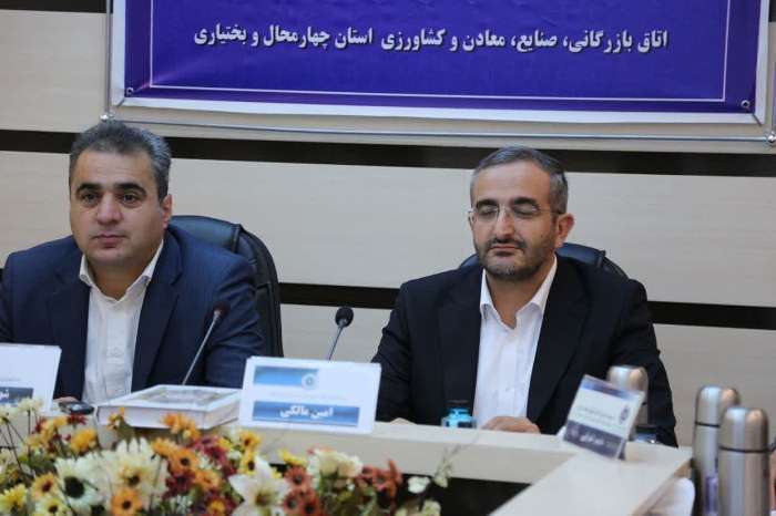 تاجر پروری و تقویت کمیسیون ها ، ویترین اتاق بازرگانی در دوره دهم تاجر پروری و تقویت کمیسیون ها ، ویترین اتاق بازرگانی در دوره دهم