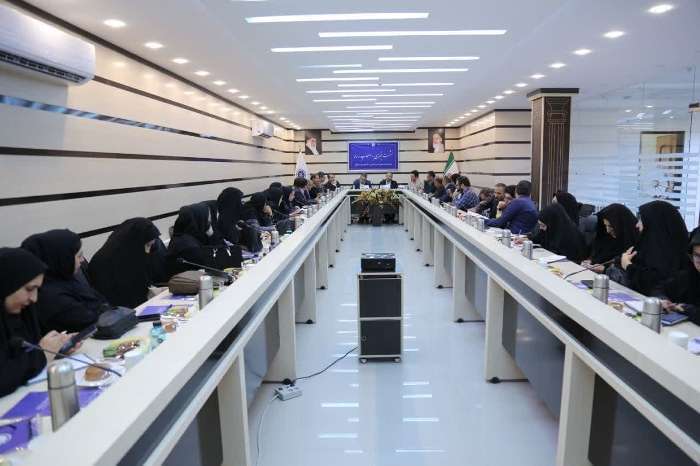 تاجر پروری و تقویت کمیسیون ها ، ویترین اتاق بازرگانی در دوره دهم تاجر پروری و تقویت کمیسیون ها ، ویترین اتاق بازرگانی در دوره دهم