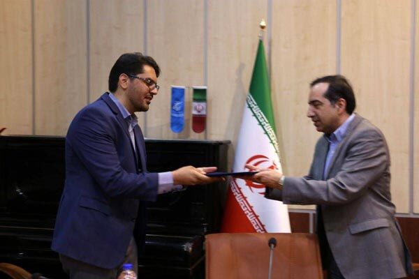 حضور تعجب برانگیز بانیان وضع موجود در رأس جلسه وزارت ارشاد با سکوهای نمایش خانگی