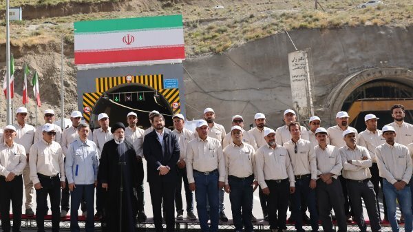 آزادراه تهران ـ شمال نماد افتخار جمهوری اسلامی ایران است آزادراه تهران ـ شمال نماد افتخار جمهوری اسلامی ایران است