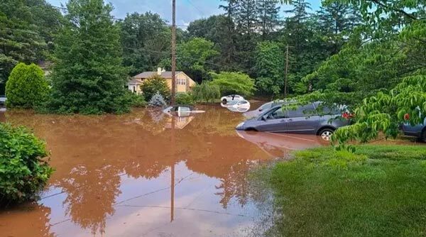 عکس | سیل مرگبار در آمریکا