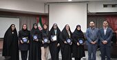 تقدیر از رئیس شورای عالی بانوان اتاق بازرگانی اصفهان در رویداد راهیان پیشرفت