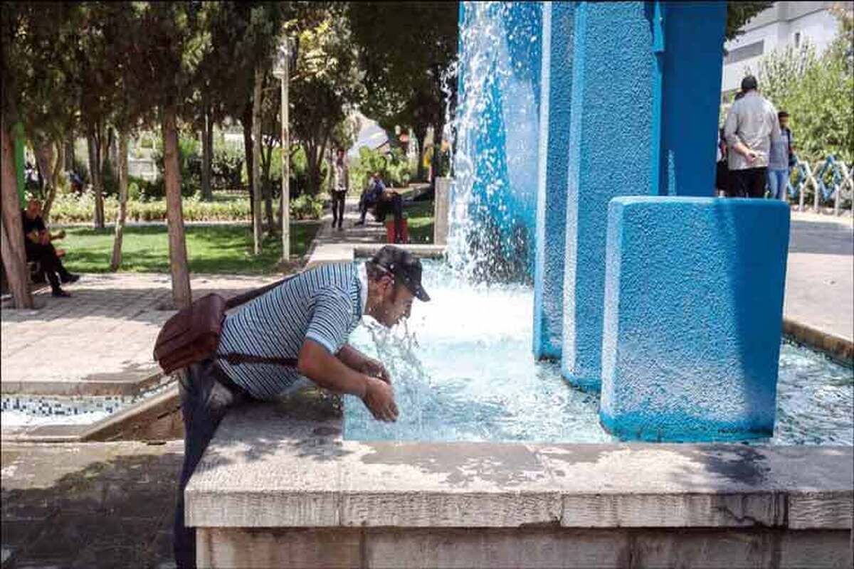 افزایش دمای هوا مانند عوامل محیطی دیگر روی خلق و خوی انسان‌ها تاثیر گذار است. به همین دلیل کارشناسان توصیه می‌کنند که در روز‌های گرم سال که احتمال تنش و عصبانیت و خستگی افزایش پیدا می‌کند، می‌توان با استفاده از راهکار‌هایی خشم خود را بهتر کنترل کرد.